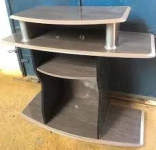 RACK SEMINOVO- R$ 100,00