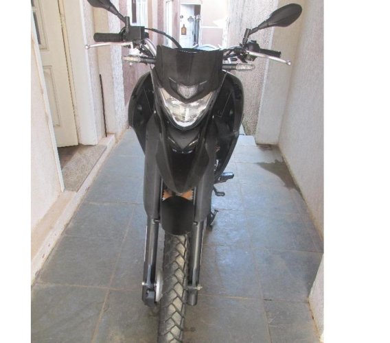 moto motocicleta yamaha xtz lander 250 ano 2022 com 8 mil km